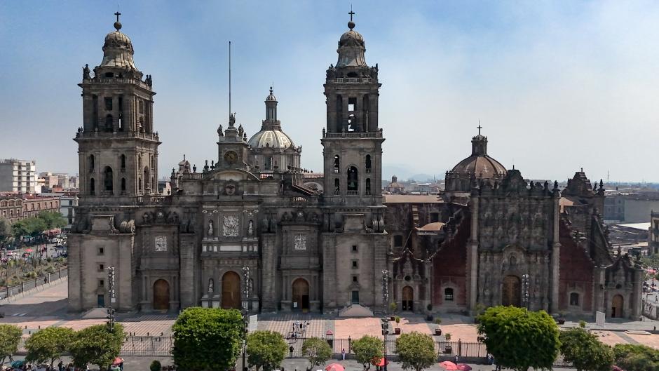 Foto panorámica de la Catedral Metropolitana de México