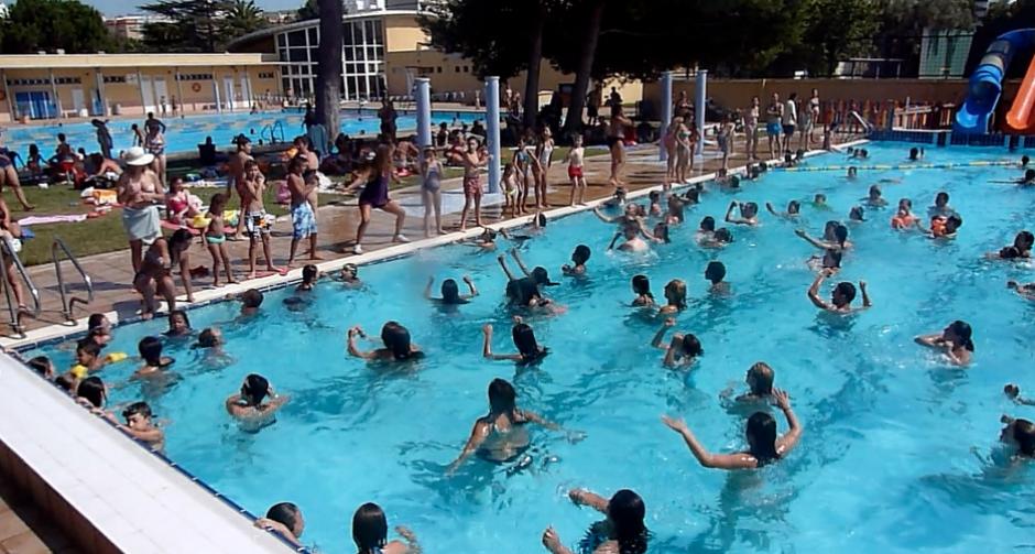 Clases de aquagym en la piscina municipal Parque Oeste de Valencia