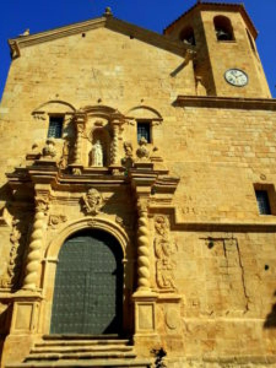 Iglesia de San Bartolomé en Beceite