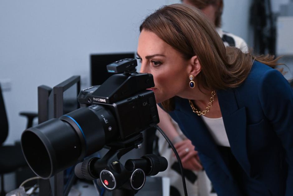 The Princess of Wales in the photography studio during a visit to the V&A East Storehouse, a brand-new cultural destination in east London, to highlight the importance of creative opportunity and celebrate the joy found in creative expression. Picture date: Tuesday June 10, 2025. *** Local Caption *** .
