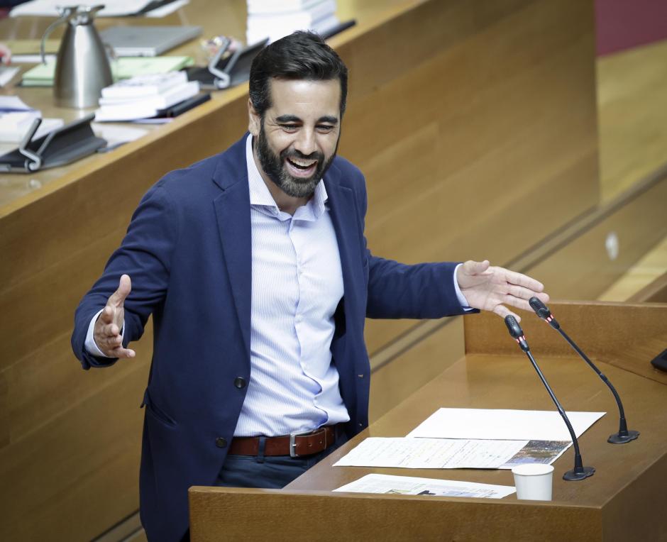 El portavoz del PSPV-PSOE en las Cortes Valencianas, José Muñoz, en la sesión de control