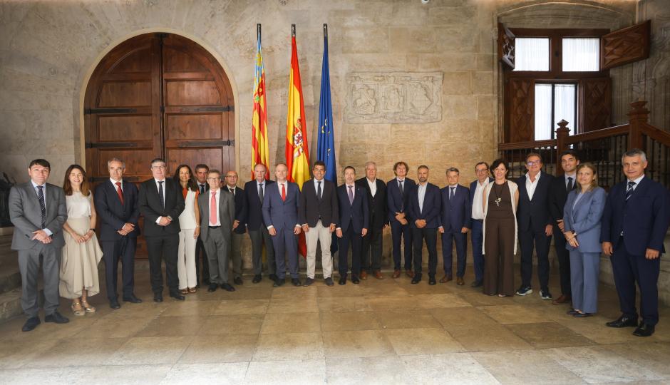 Mazón se reúne con los representantes de institutos tecnológicos de la Comunidad Valenciana