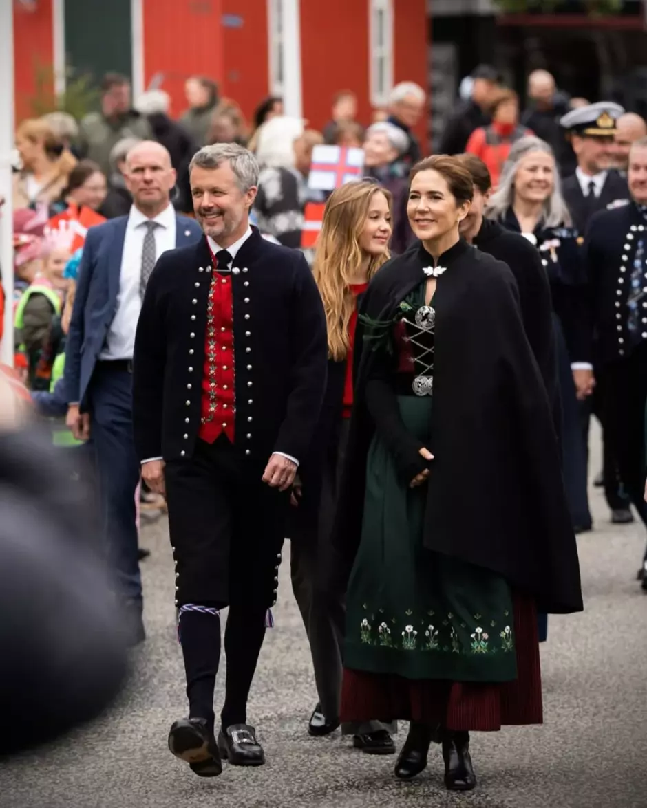 Josephine, la princesa que acompaña a los Reyes de Dinamarca por ...