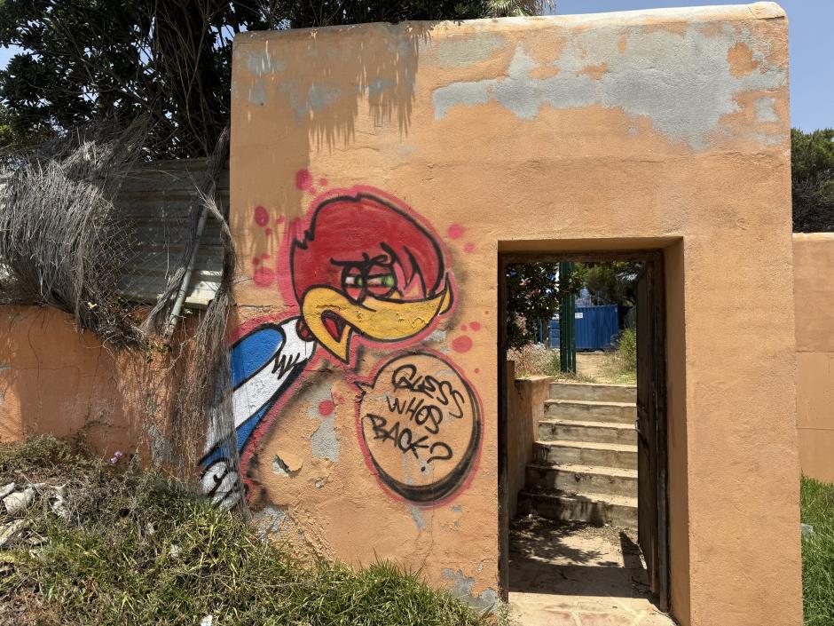 Fachada de la parcela de Antonio Banderas frente al mar