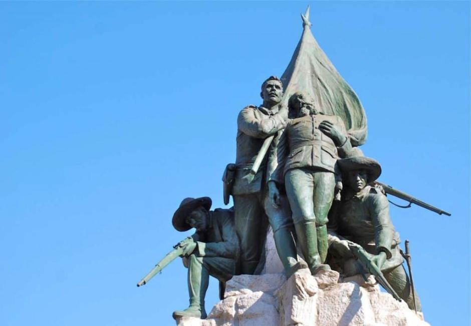 Monumento a Vara de Rey