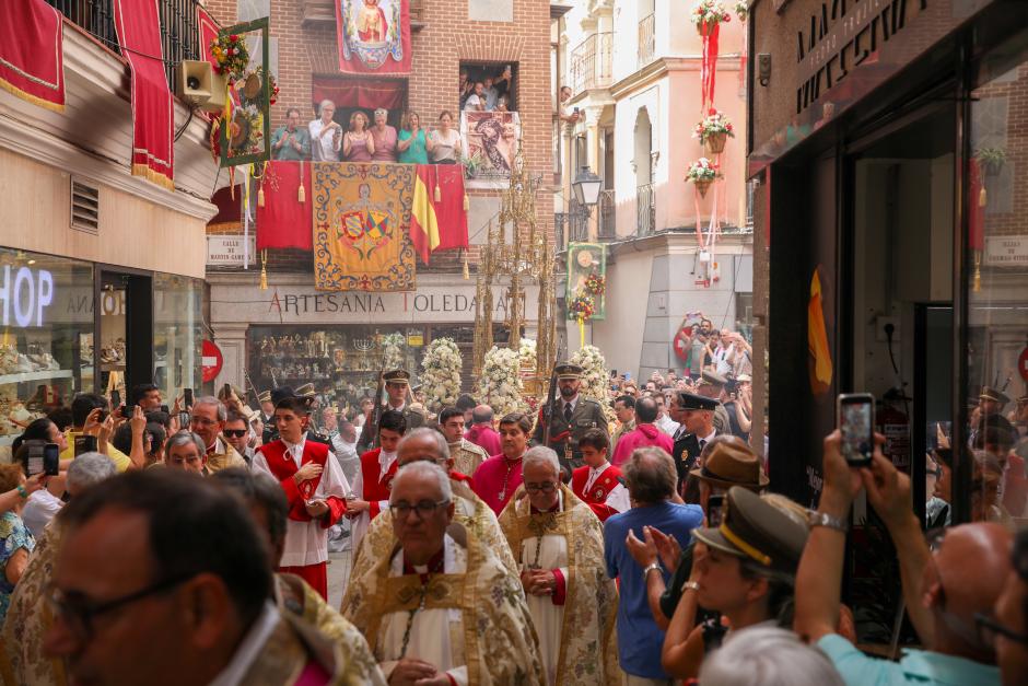 Procesión de la Custodia de Arfe durante la celebración del Corpus Christi