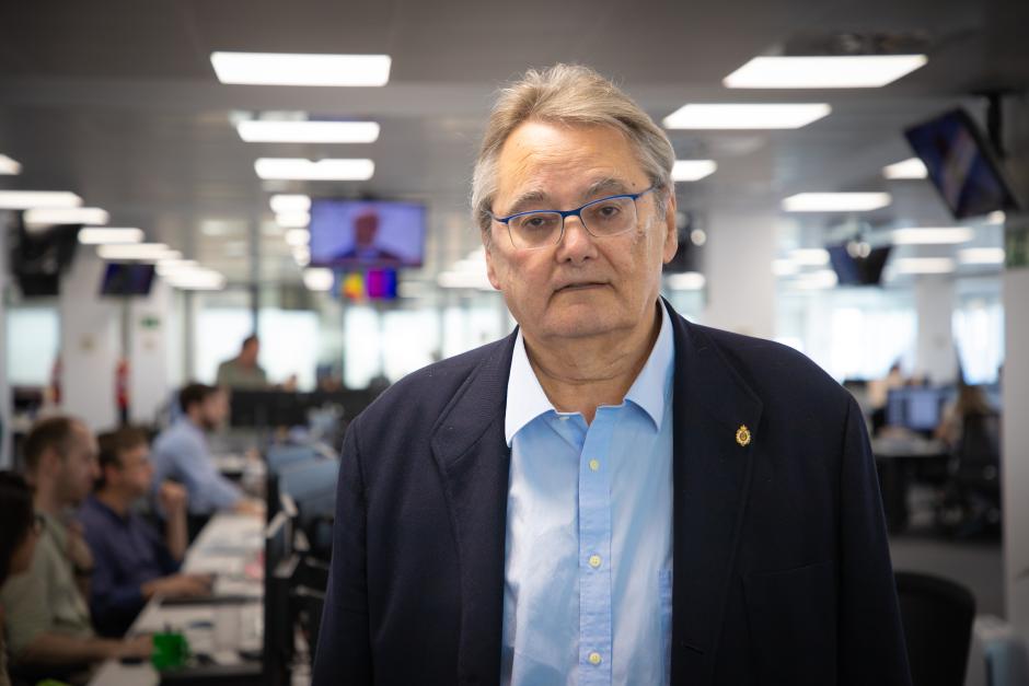 Xavier Agenjo Bullón en la redacción de El Debate