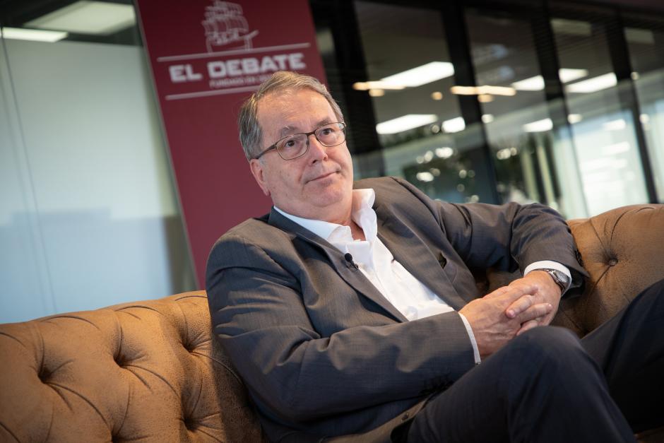 Nicolás Pascual de la Parte contesta a las preguntas de El Debate