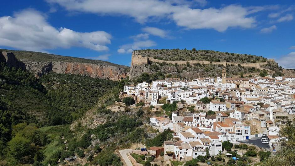Imagen de las vistas del pueblo de Chulilla, en el interior de la provincia de Valencia