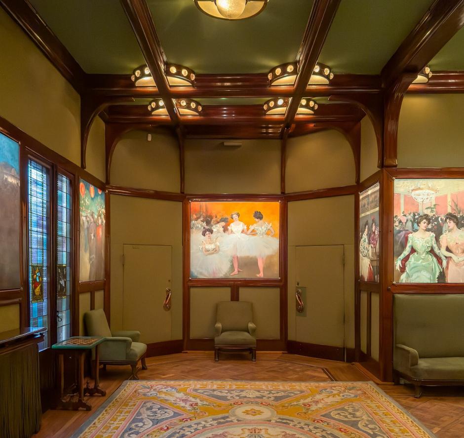 Parte de la Rotonda, la sala del Círculo del Liceo diseñada por Ramon Casas