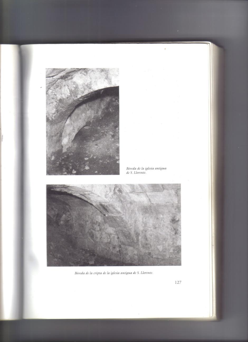 Fotos de la antigua cripta que debe permanecer debajo de la Plaza de los Castaños, tomadas del libro de Braulio Valdivielso