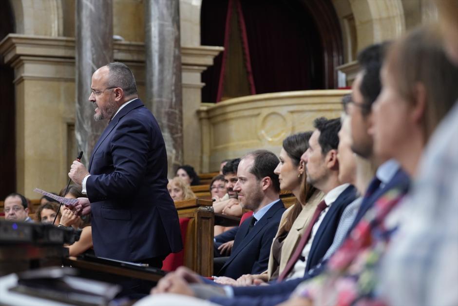 El presidente del PP en Cataluña, Alejandro Fernández, este martes en el Parlament