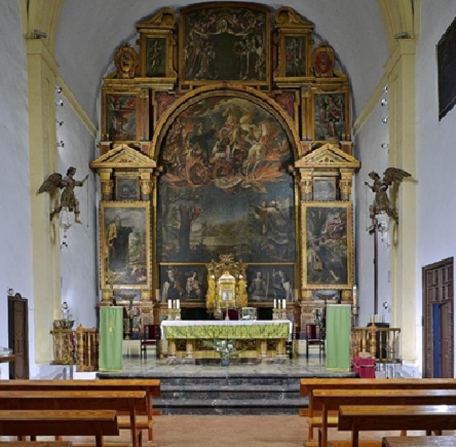 El espléndido retablo de la iglesia del Carmen