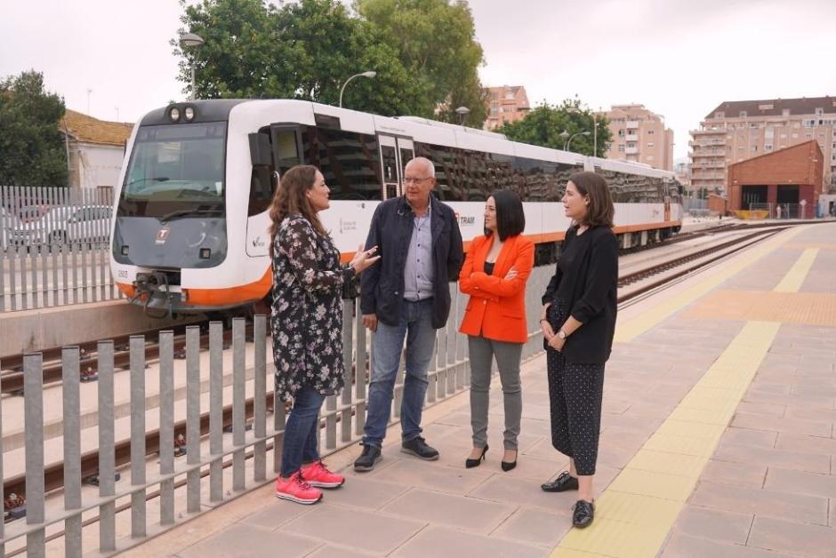 Imagen de archivo de Rebeca Torró en su etapa como consejera de Movilidad supervisando las obras del Tram de Alicante