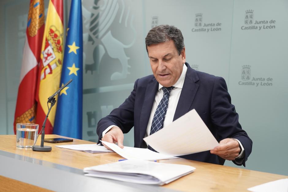 Carlos Fernández Carriedo, comparece en rueda de prensa posterior al Consejo de Gobierno