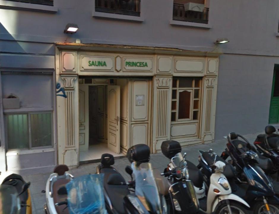 Exterior de la sauna Princesa, donde la Policía también halló cámaras ocultas