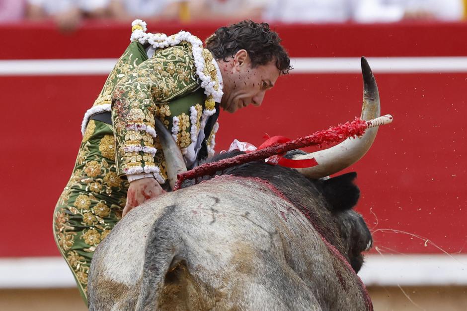 Rafalillo durante la lidia