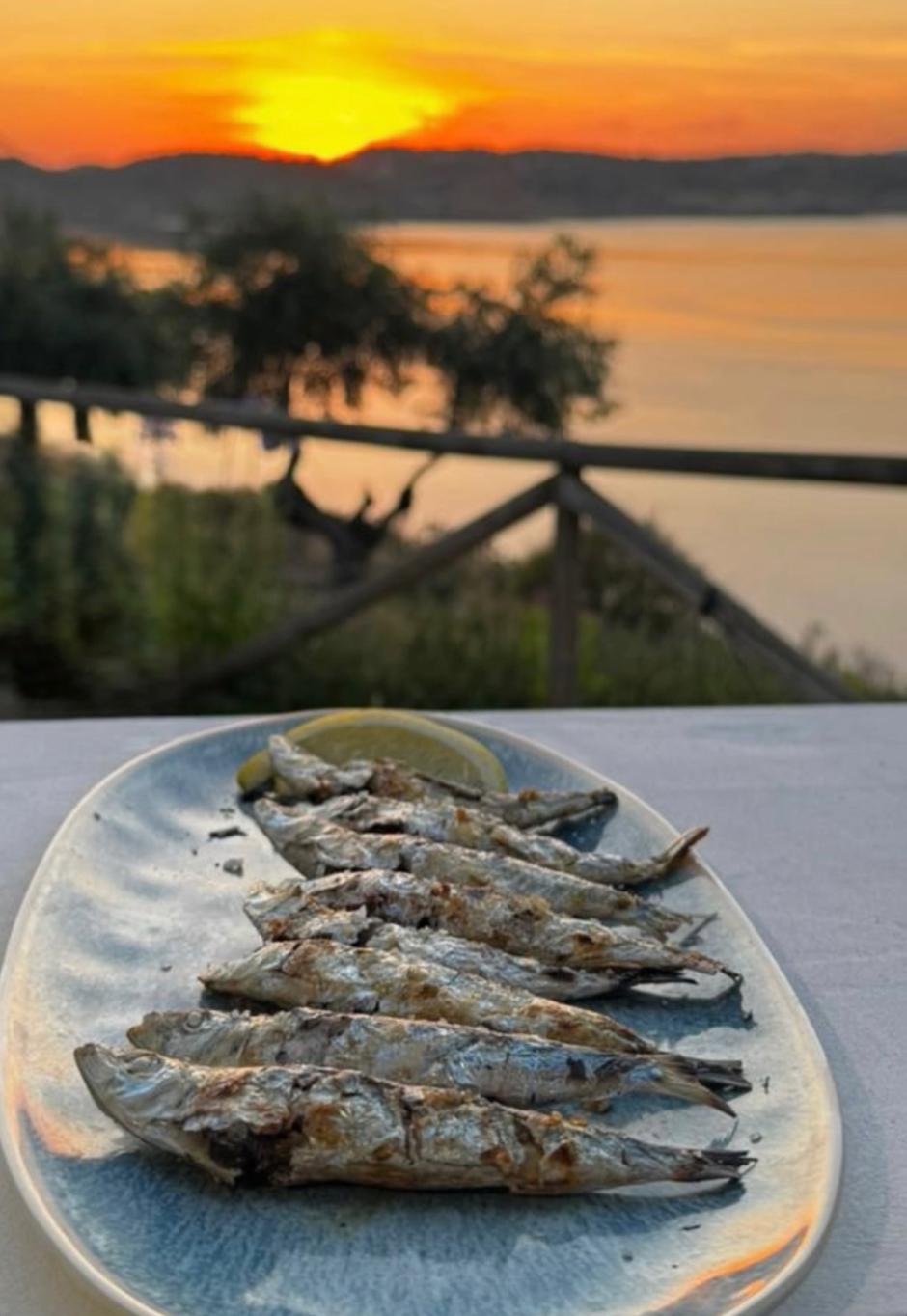 Día del Espeto en Restaurante Botavara, en el pantano de La Breña II