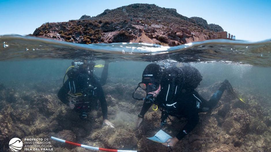 Trabajos de investigación arqueológica en la isla del Fraile