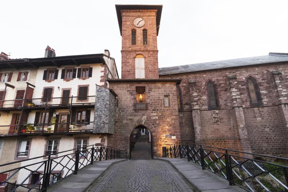 Preciosa imagen de la medieval Saint-Jean-Pied-de-Port.