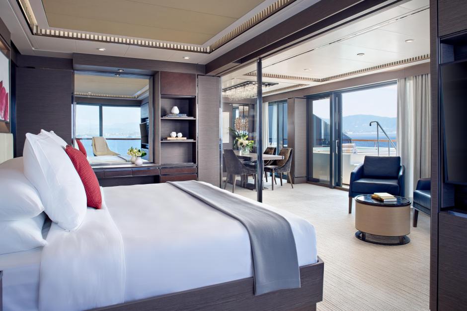 Owners Suite del barco "Evrima".