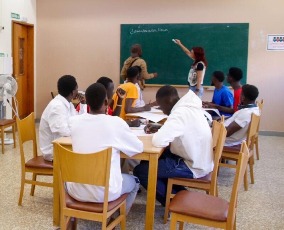 Varios subsaharianos reciben clases