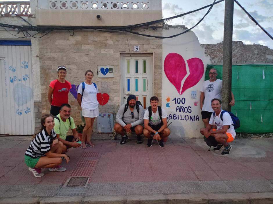 Vecinos de Babilonia, localidad cuyas casas el Gobierno quiere expropiar