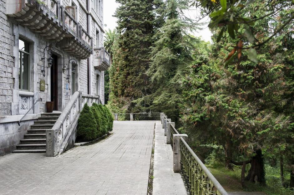 Los jardines del Parador de Limpias son espectaculares.