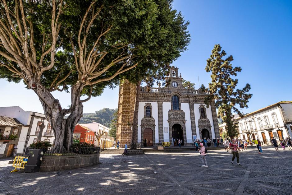 La bonita Basílica de Nuestra Senora del Pino en Teror (Gran Canaria).