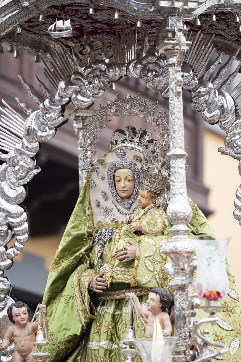 La Virgen del Pino, patrona de Gran Canaria.