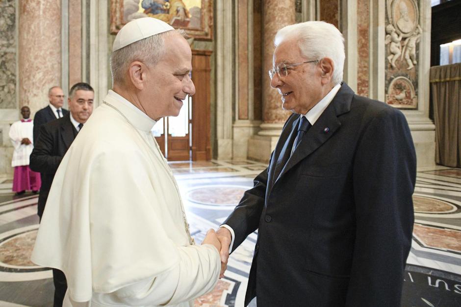León XIV recibe al presidente italiano Sergio Mattarella en la basílica de San Pedro