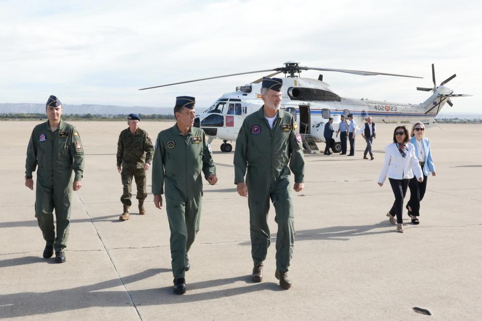 Don Felipe ha llegado en helicóptero a la Base Aérea de Zaragoza