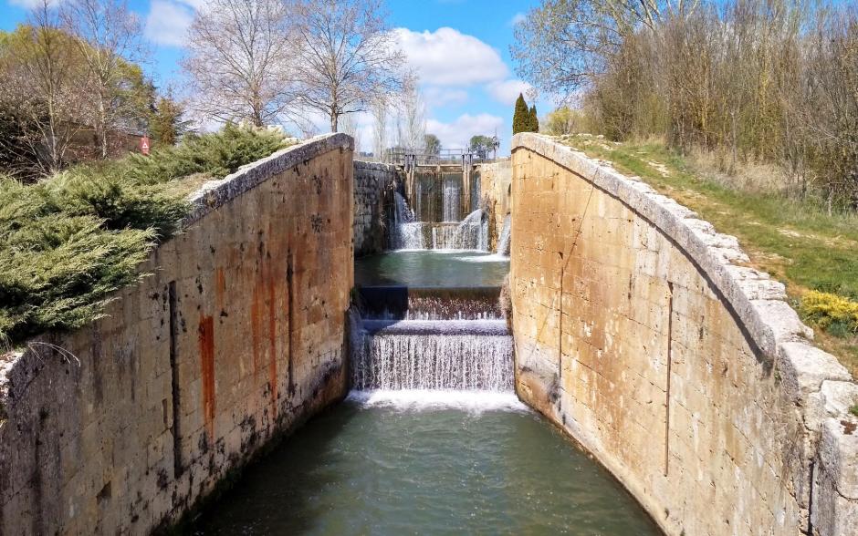 Esclusa del Canal de Castilla