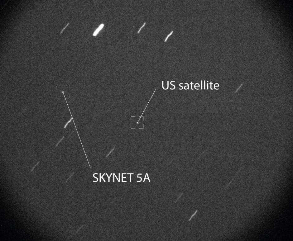 Un satélite estadounidense se acercó a SKYNET 5A, un satélite de comunicaciones del Reino Unido, para asegurarse de que estuviera operando en órbita