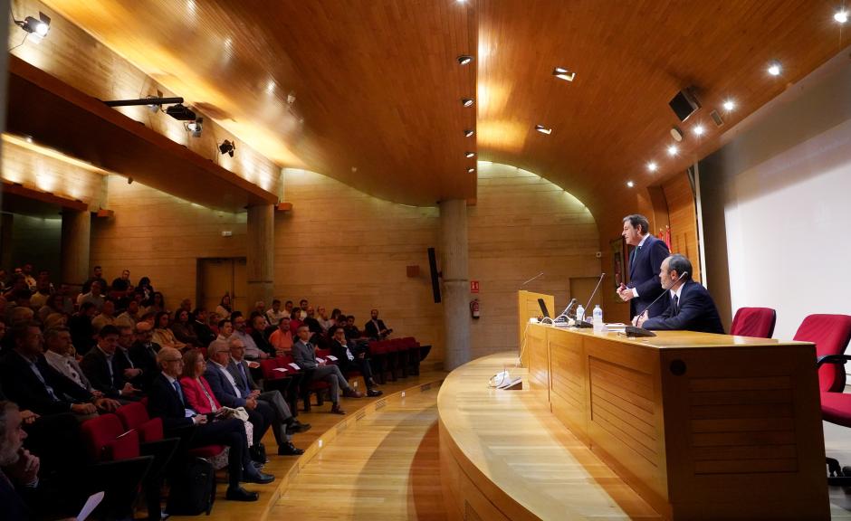 Fernández Carriedo, en la apertura de la Jornada Técnica de Autoconsumo Fotovoltaico