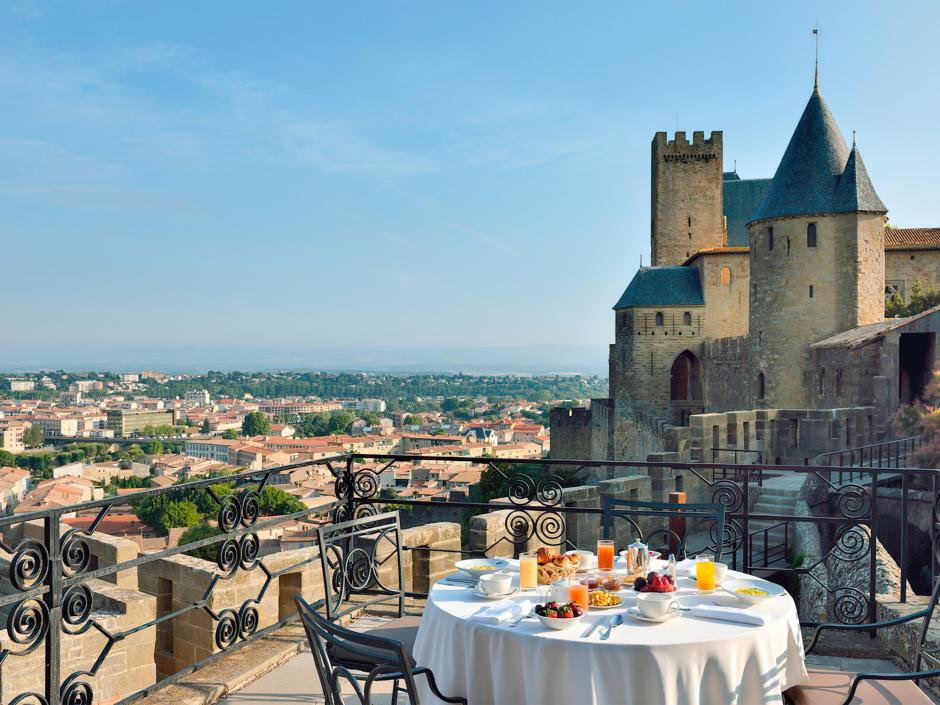 Desayuno en la terraza del Hotel de La Cité.
