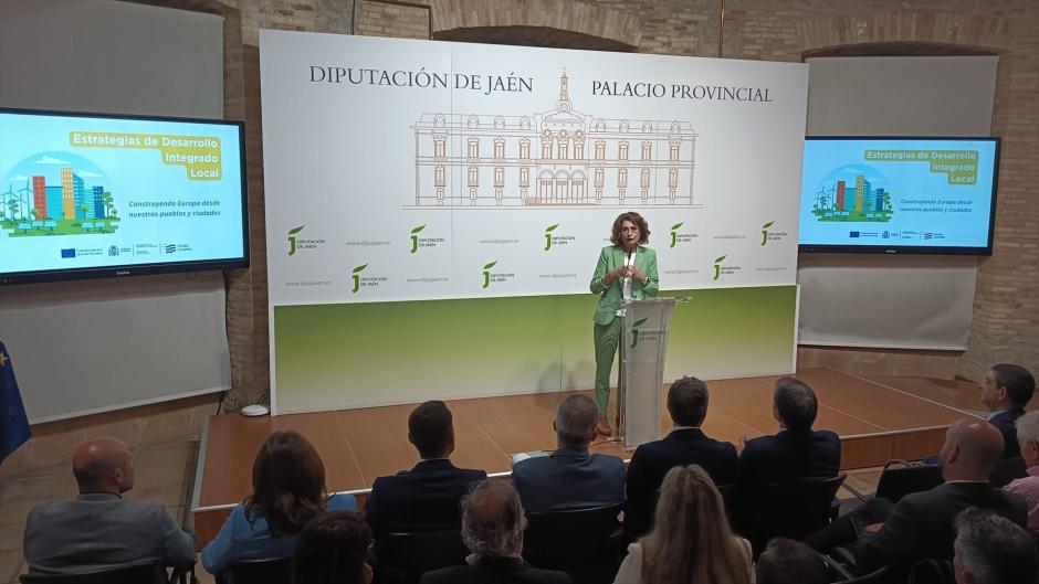 La vicepresidenta del Gobierno, María Jesús Montero, en el acto en la Diputación de Jaén