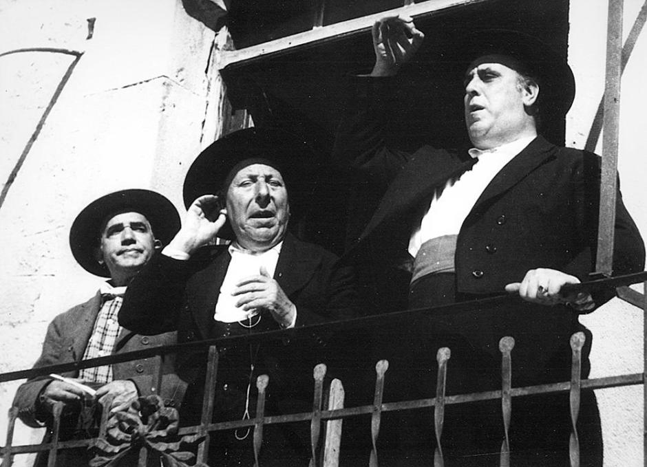 José Isbert (centro) en ¡Bienvenido Míster Marshall!