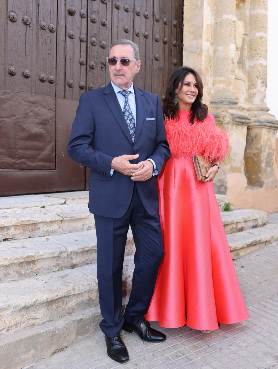 Pepa Gea and Carlos Herrera  during the wedding of Alberto Herrera and Blanca Llandres in Sanlucar de Barrameda on Saturday, 18 October 2025.