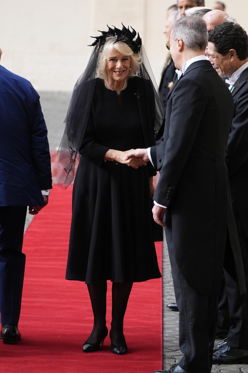 Reina Camila en Vaticano
