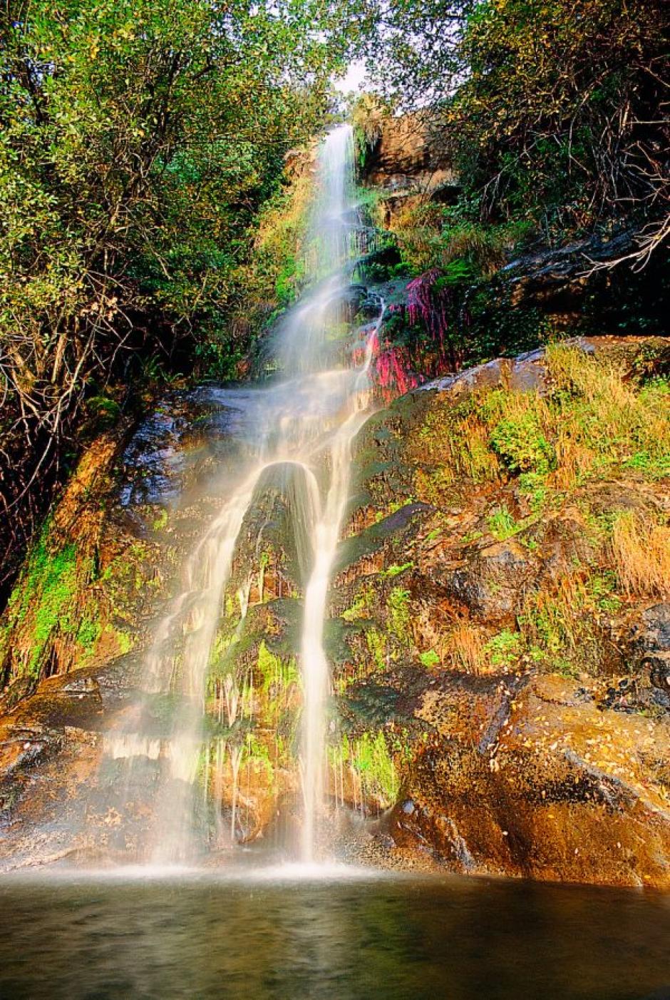 Salto de agua La Chorrera, cerca de Hervás