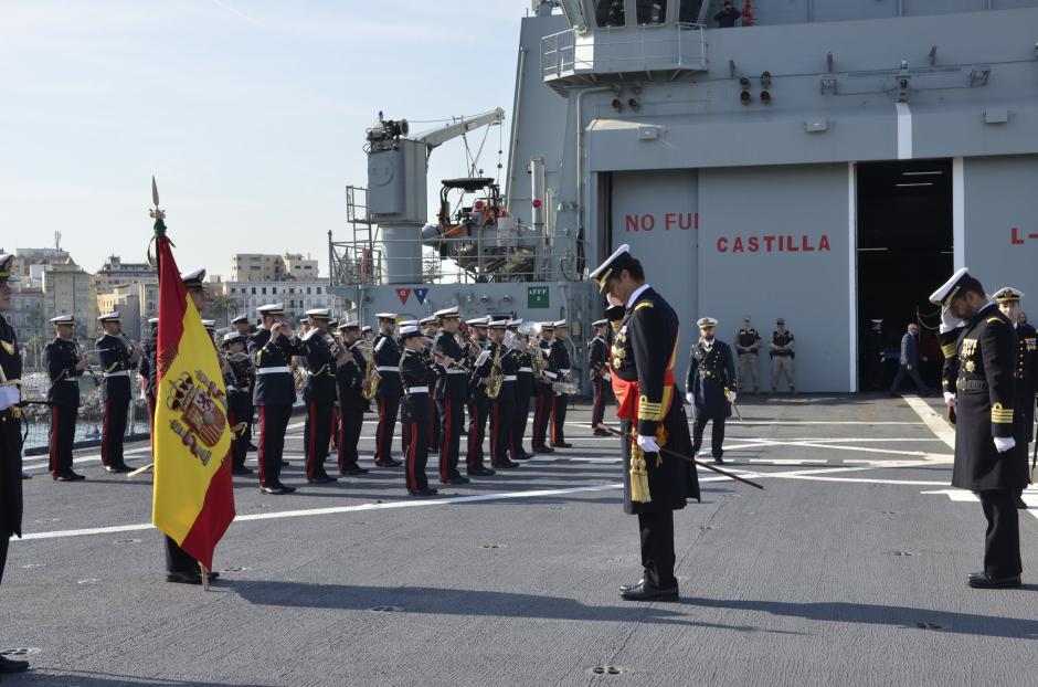 Jura de Bandera a bordo del buque Castilla de la Armada española, en Ceuta