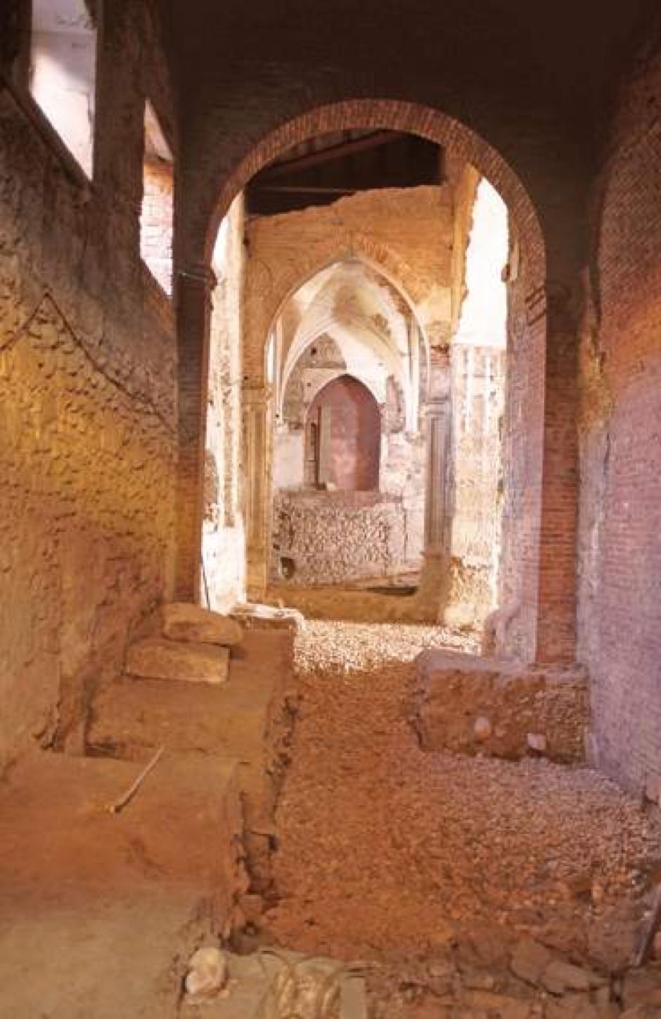 Interior de la Iglesia de San Salvador de Palat de Rey, en León