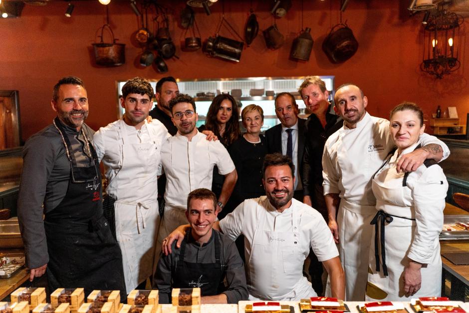 Imagen de Joaquín Baeza, Pablo Montoro y Jacob Torreblanca junto con los máximos responsables de la Conselleria de Turismo de la Generalitat Valenciana