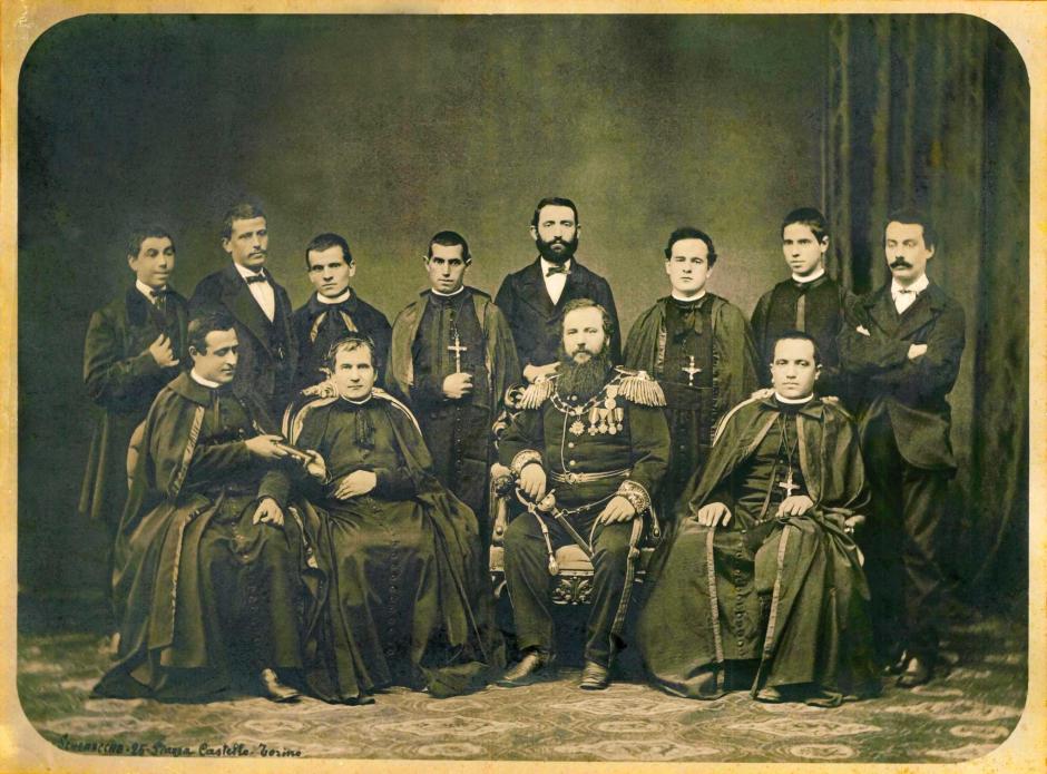 Don Bosco junto con Gazzolo y los misioneros en la foto de la primera expedición salesiana