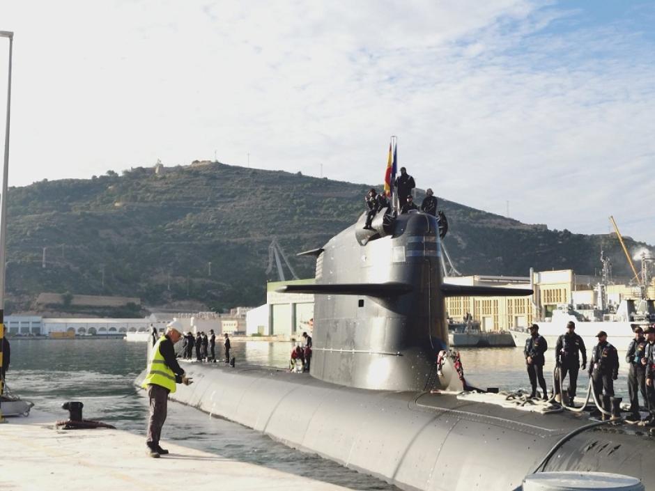 El submarino S-81 "Isaac Peral" a su regreso a base en Cartagena tras culminar la operación Sea Guardian de la OTAN