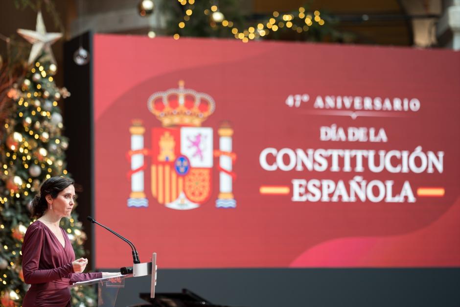 Ayuso durante el acto de la Constitución en la Real Casa de Correos