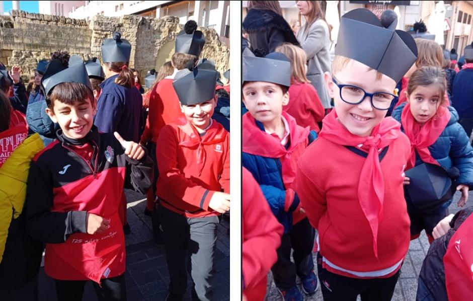 Participantes en el desfile los 125 años de presencia salesiana en Córdoba