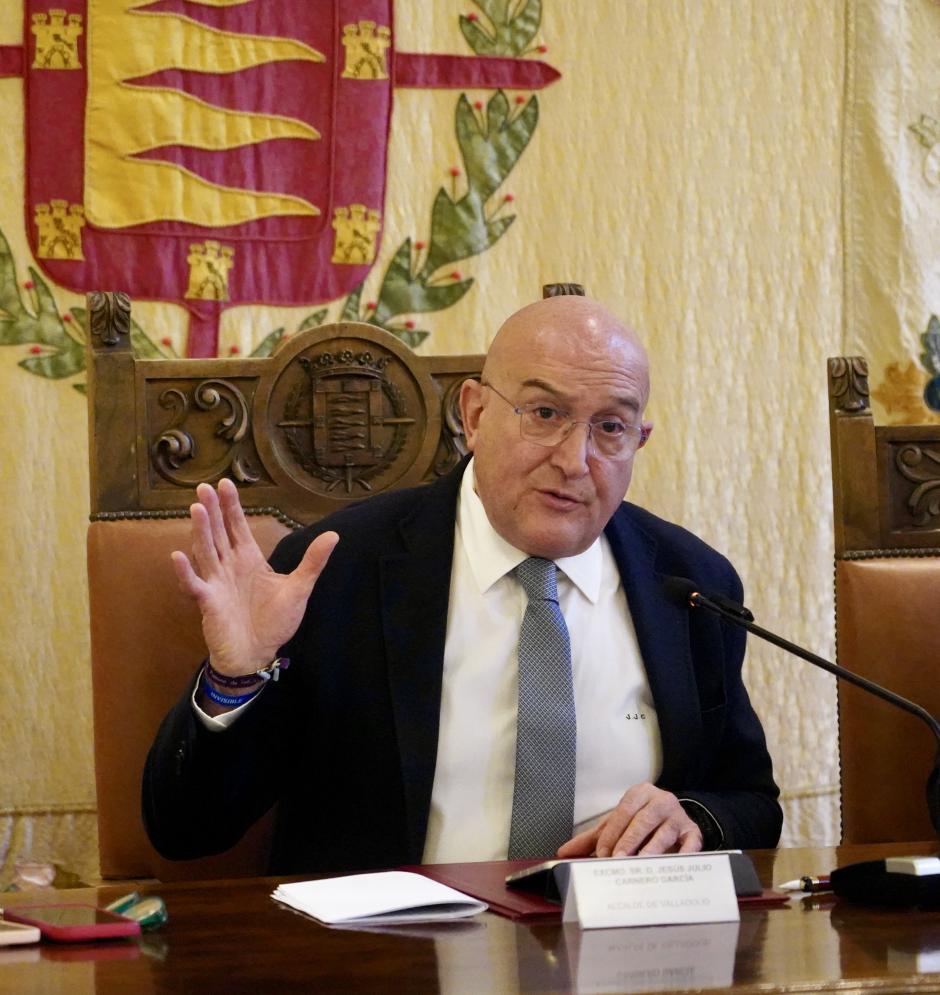 El alcalde de Valladolid, Jesús Julio Carnero, presenta el proyecto de Presupuestos Generales del Ayuntamiento para 2026.