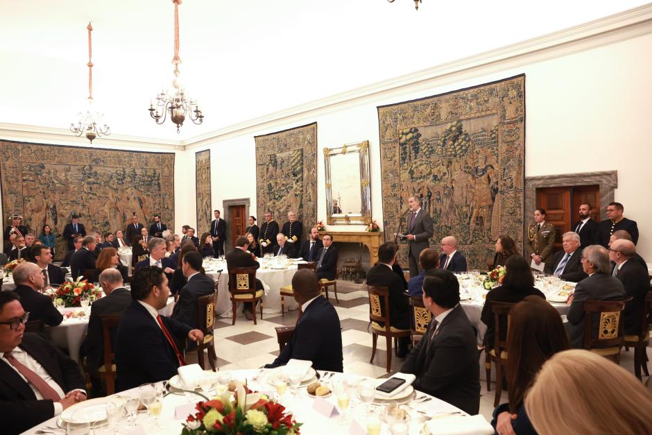 Imagen del almuerzo ofrecido por los Reyes en el Palacio de Aranjuez